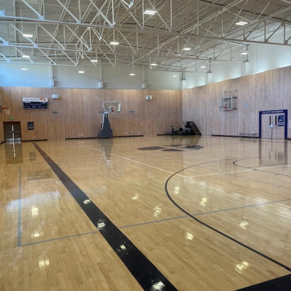 Alumni Gym FLoor